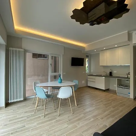 Lovingstresa In The Heart Of The Town アパート *