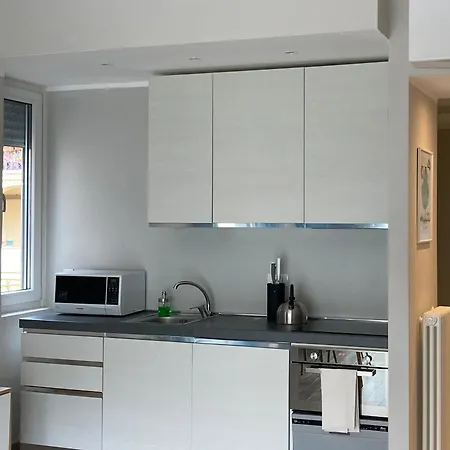 Lovingstresa In The Heart Of The Town アパート ストレーザ