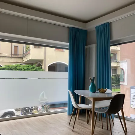 Lovingstresa In The Heart Of The Town アパート *