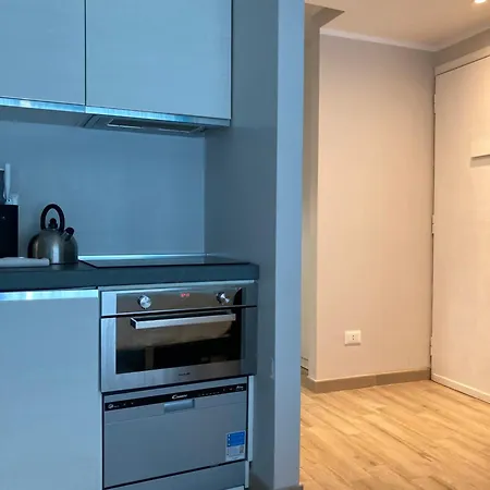 Lovingstresa In The Heart Of The Town * ストレーザ