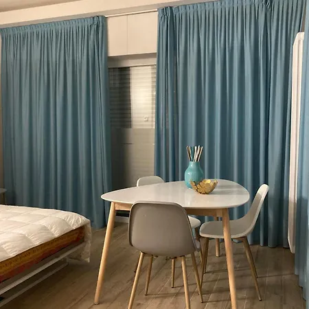 Lovingstresa In The Heart Of The Town ストレーザ